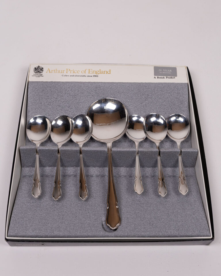 Arthur Price Sheffield England Cutlery Set in Box