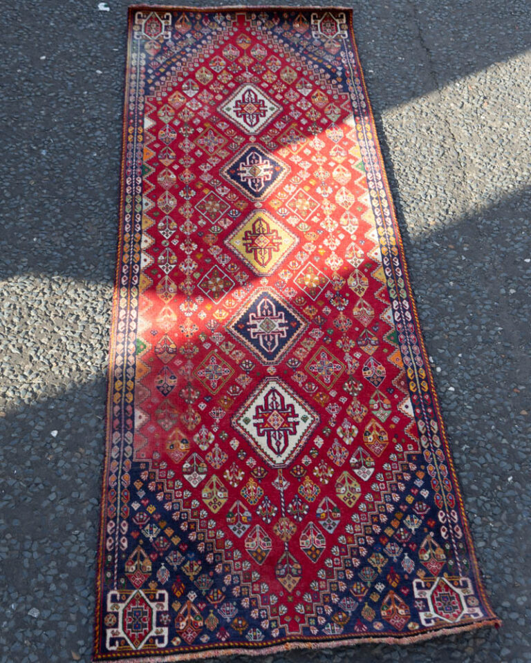 Vintage Persian Wool Rug with Geometric Medallion Design - ZZ35