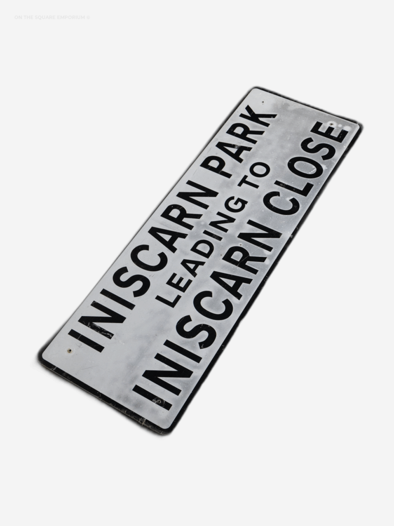 Street Sign - Iniscarn Park
