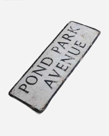 Street Sign – Pond Park Avenue