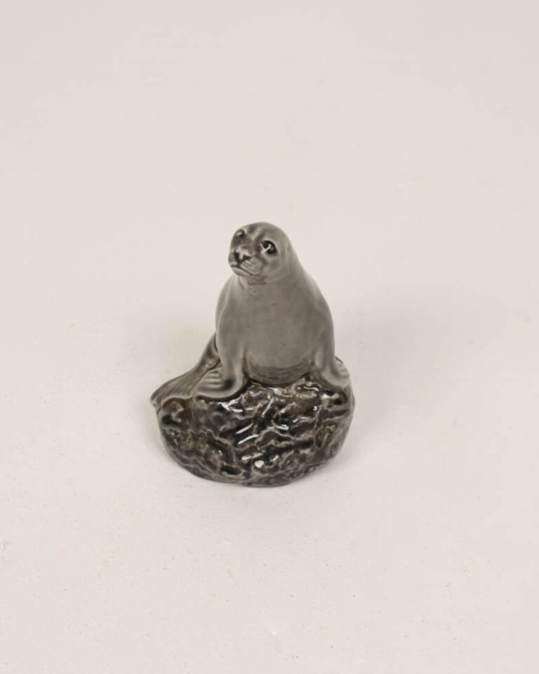 Beswick Ceramic Seal Figurine, BenEagles Scotch Whisky Product