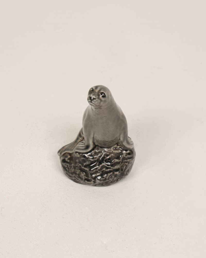 Beswick Ceramic Seal Figurine, BenEagles Scotch Whisky Product