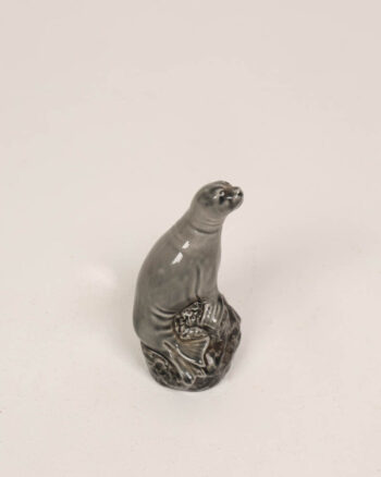 Beswick Ceramic Seal Figurine, BenEagles Scotch Whisky Product