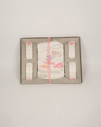 Vintage Ross Irish Rose Linen Tablecloth with 4 Napkins