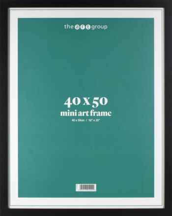 Black Print Frame – 40×50 cm
