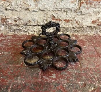 Black Iron Egg Stand with Central Handle