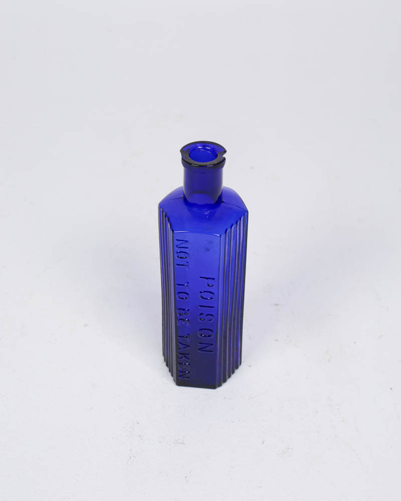 Antique Cobalt Blue Ribbed Glass Poison Bottle (8cm)