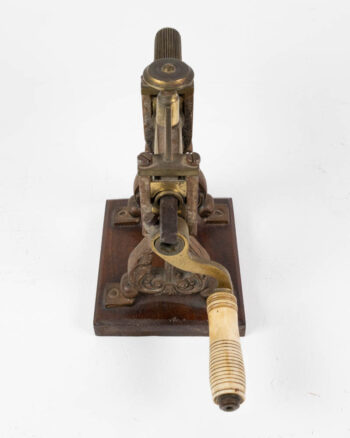 Victorian Collar and Cuff Crimper