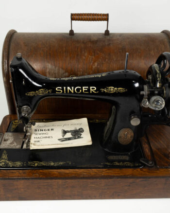 Vintage Singer 99K Sewing Machine with Wooden Case