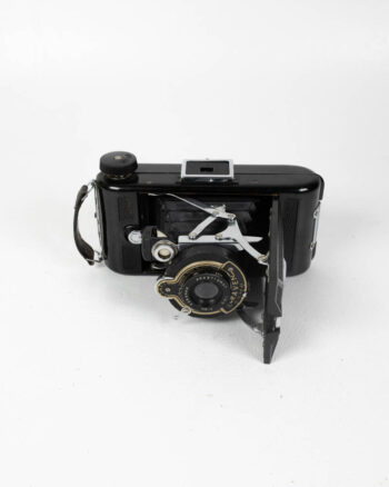 Vintage Nettar 515/2 Folding Camera with Leather Case
