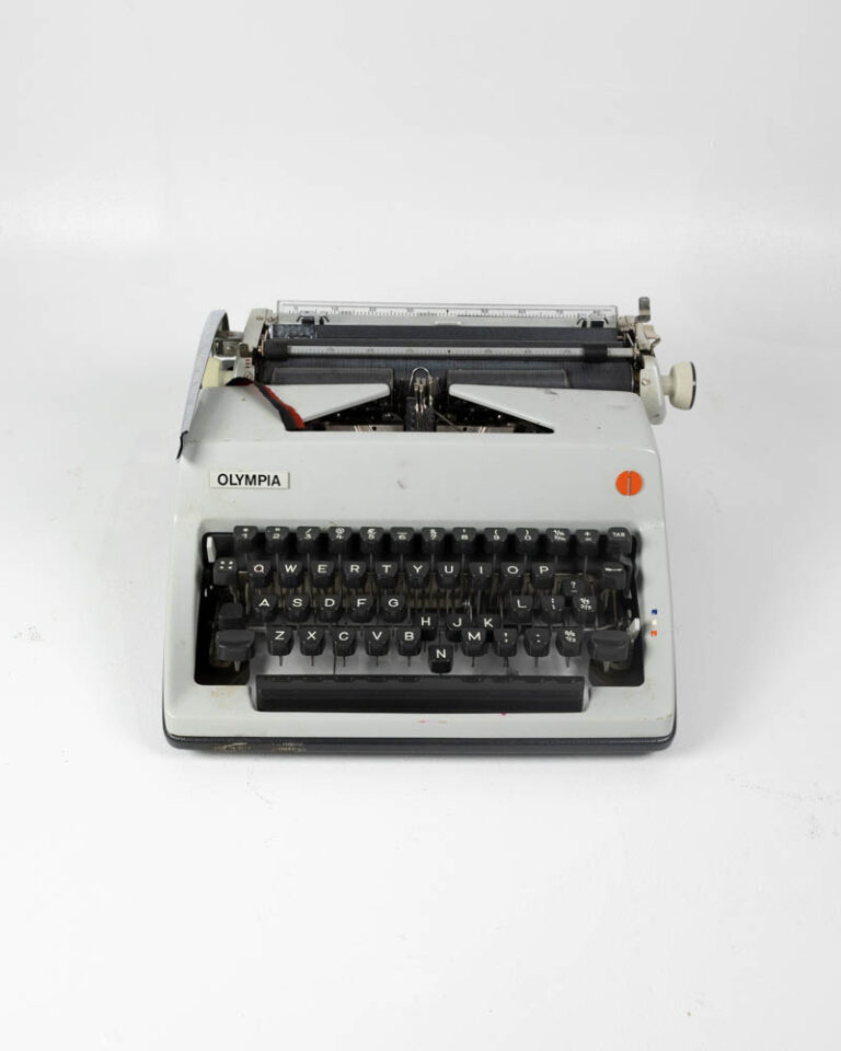 Vintage Olympia Traveller De Luxe Grey Metal Typewriter