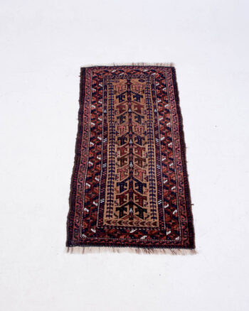 Small Oriental Wool Rug with Geometric Design OTS87