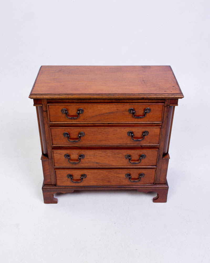 Antique Style Wood Chest of Drawers with Metal Handles