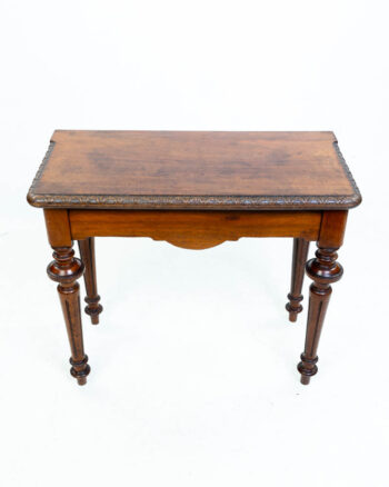 Antique Mahogany Drop Leaf Table with Bobbin Legs
