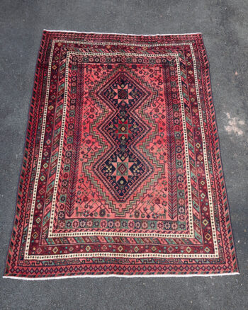Washed Red Persian Shiraz Village Rug with Bespoke Medallion – TRA16