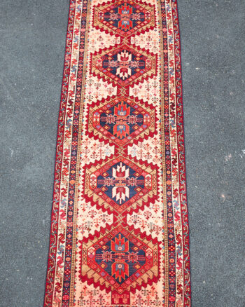 Vintage Persian Hariz Wool Runner with Diamond Medallion Design – TRA01