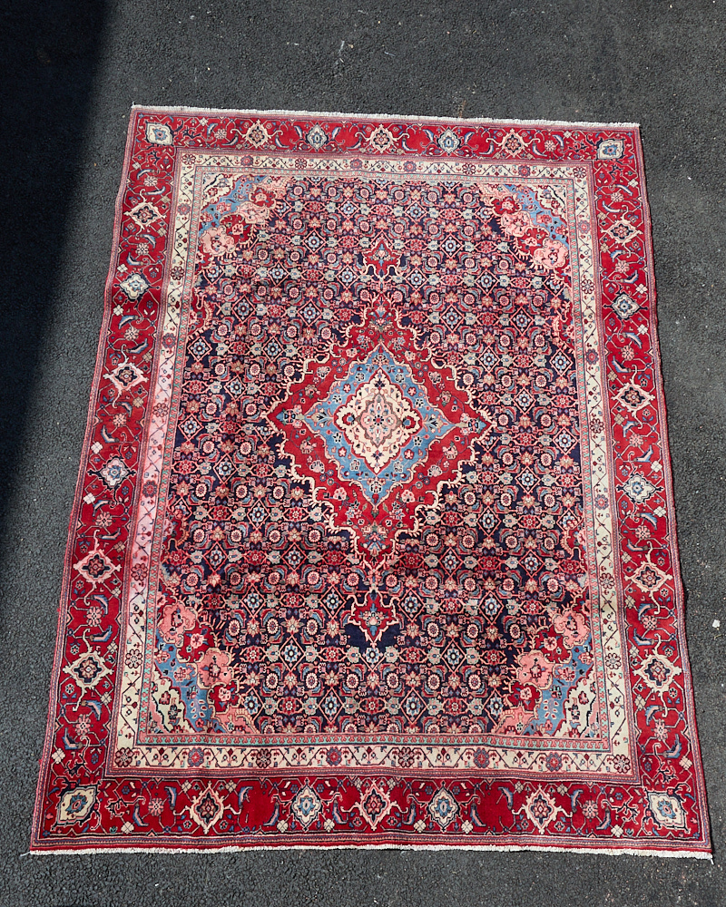 Vintage Hand Woven Persian Wool Bijar Carpet with Medallion – TRA12