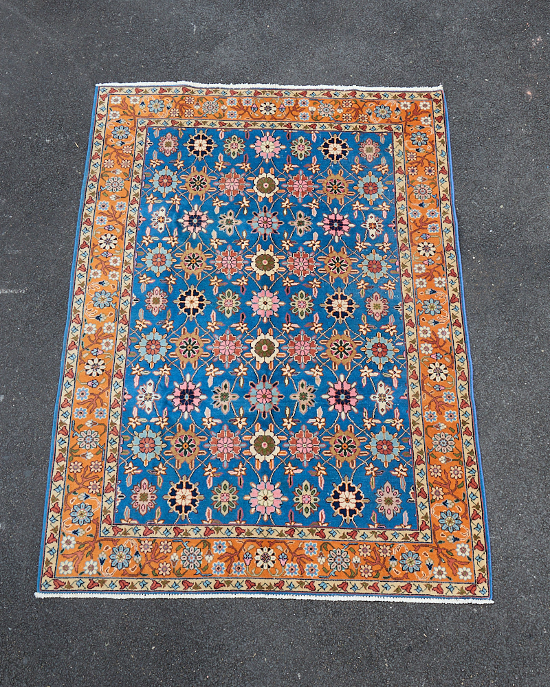 Vintage Persian Hand-Woven Wool Rug with All-Over Floral Design – TRA13