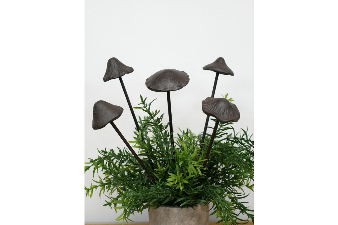 Cast Iron Rustic Mushroom Garden Stake