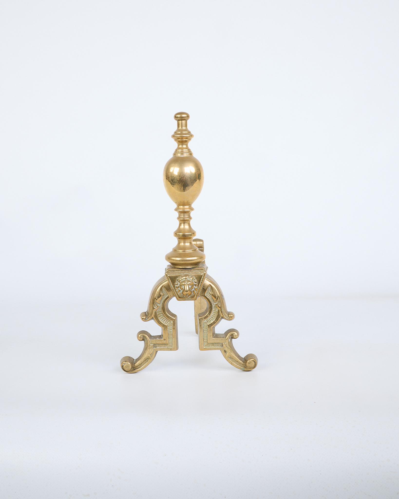 Pair of Vintage Brass Fire Dogs Andiron with Lion Head Motif