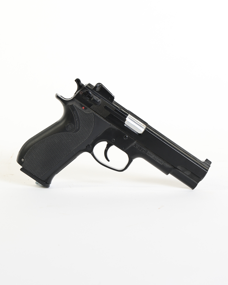 Smith & Wesson KWC Replica Pistol with Textured Grip