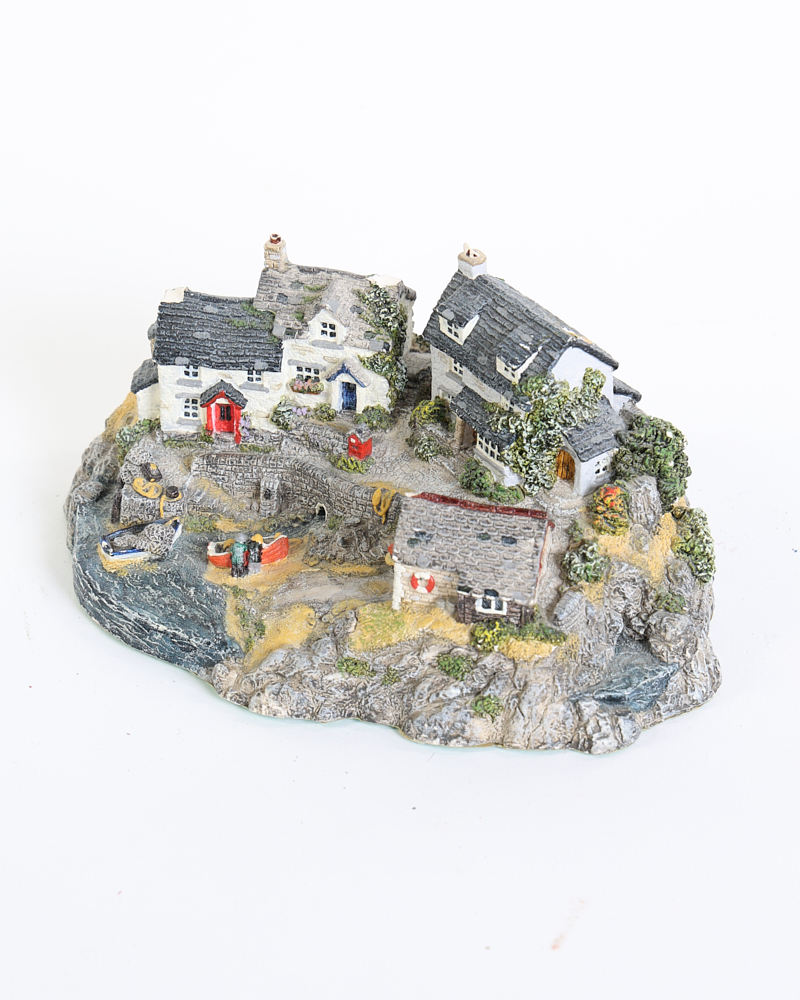 Danbury Mint Fisherman’s Cove Jane Hart Miniature Village Model