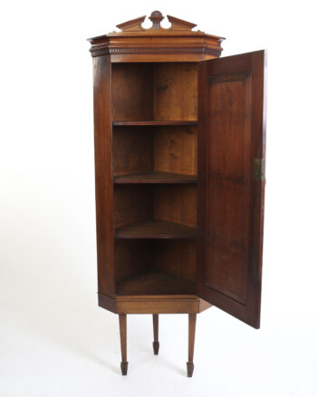 Victorian Mahogany Corner Cabinet with Shell Carving