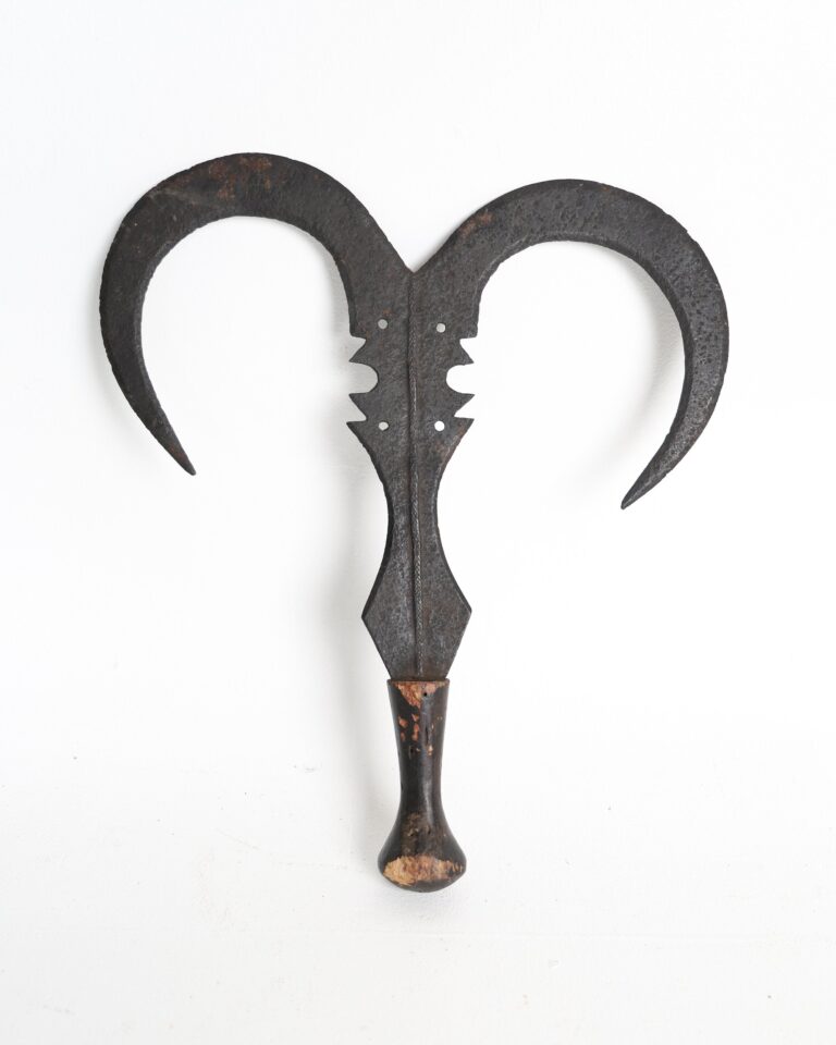 Konda Prestige Currency Spear Implement with Twin Horned Blades