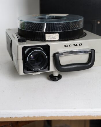 Elmo Omnigraphic 253E Slide Projector with Case and Kodak Lens