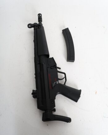 Airsoft MP5 Style Replica Rifle with Detachable Magazine