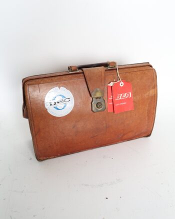 Vintage Brown Leather Travel Bag with Cheney Clasp