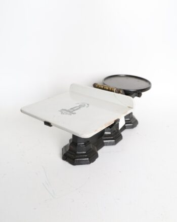 Cast Iron Kitchen Counter Scales with Ceramic Plate