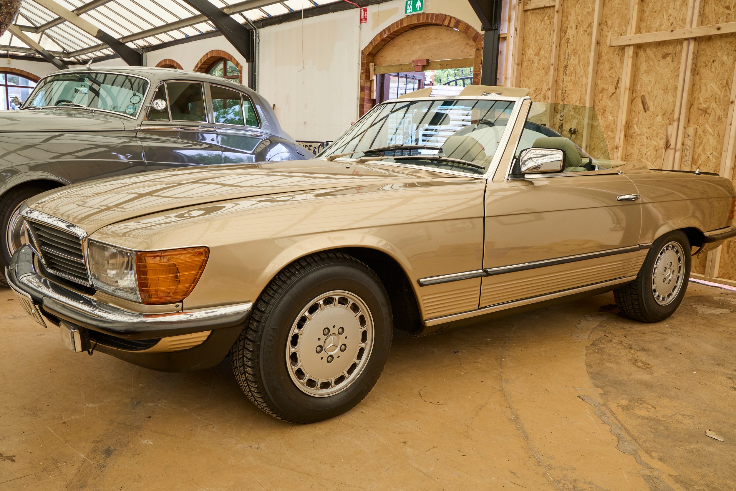 1985 Mercedes-Benz 380 SL R107