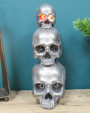 Gothic Style Stacked Three Skulls Silver Statue