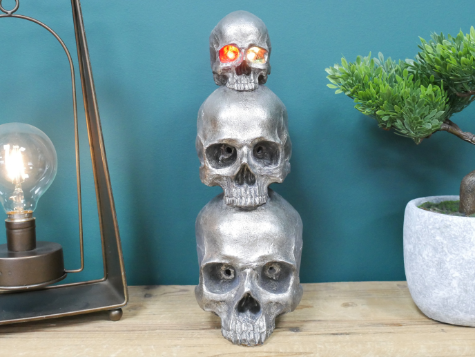 Gothic Style Stacked Three Skulls Silver Statue