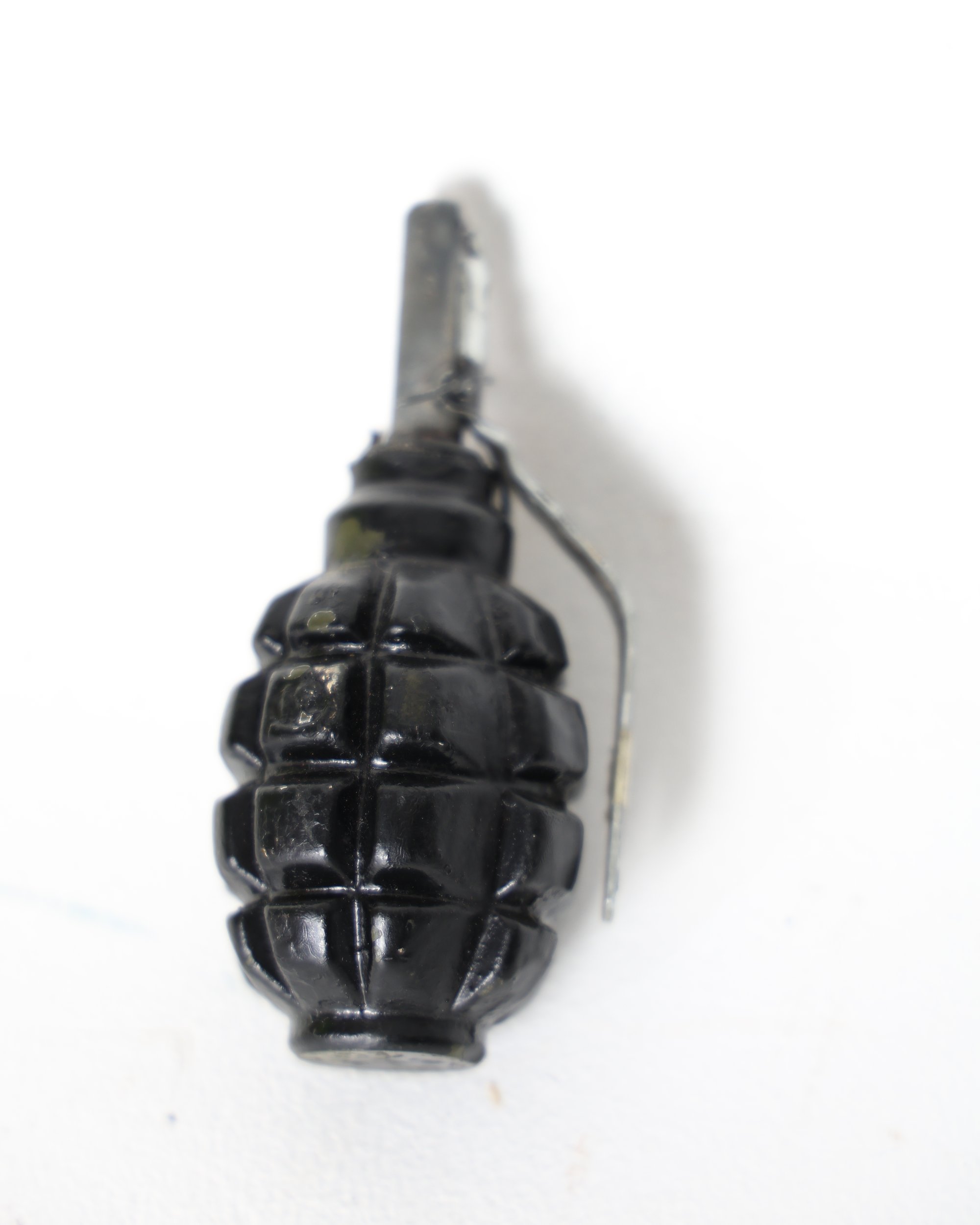 Inert F1 Hand Grenade Display Piece