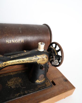 Vintage Singer Sewing Machine with Bentwood Cover