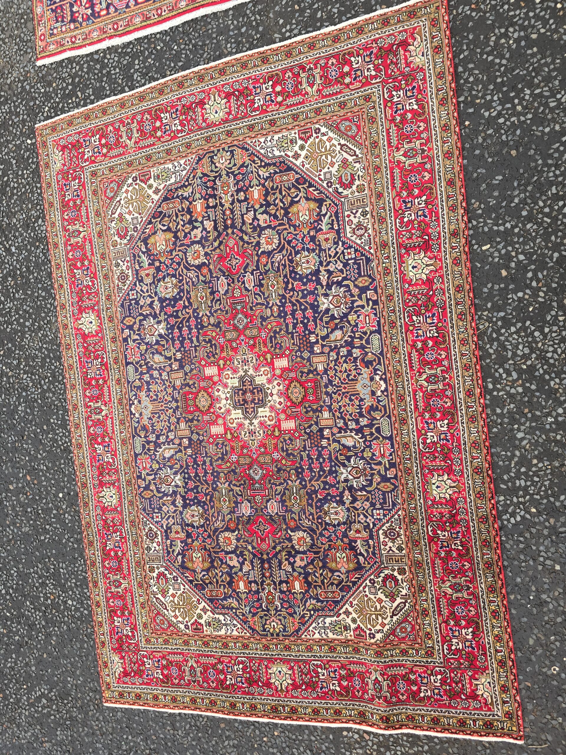 Deep Blue Ground Persian Tabriz Carpet with Geometric Design – JRJ24
