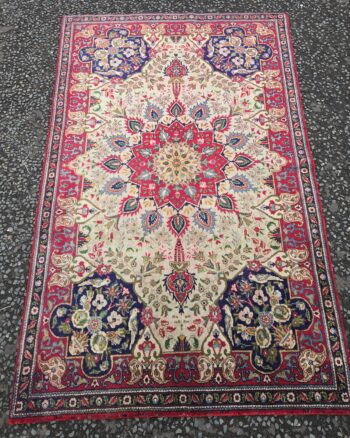 Handwoven Persian Kashan Style Cream Ground Shah Abbas Medallion Rug – JRJ29