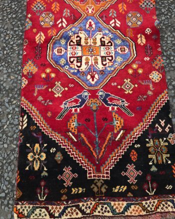 Persian Qashqai Hand Woven Wool Runner with Medallion Design – JRJ33