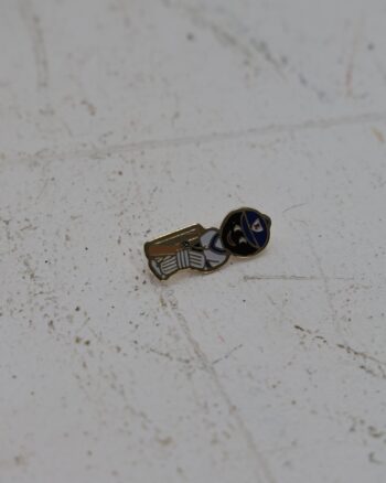 Retro Golly Cricketer Robertsons Enamel Pin Badge