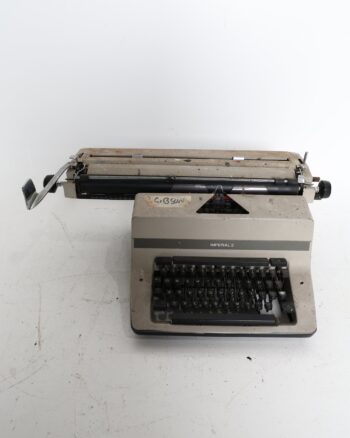 Vintage Imperial 80 Manual Typewriter with Gibson Label